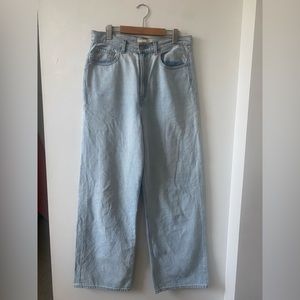 Aritzia Levi high loose jeans
